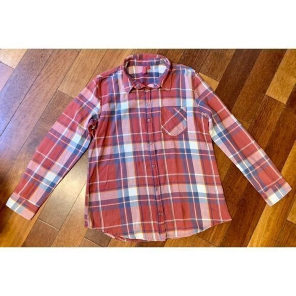 Brand new womens shirt in size L